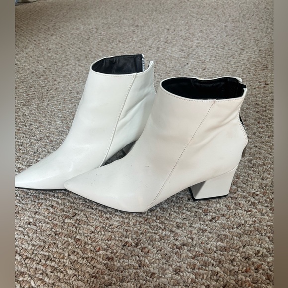 FOREVER 21 white booties - Picture 1 of 5